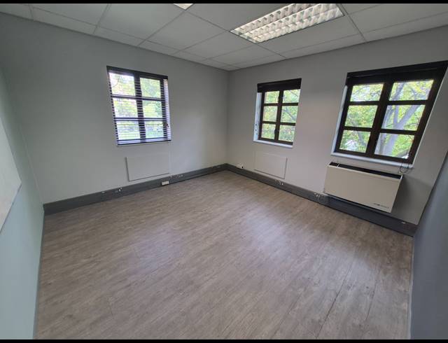 175M² OFFICE TO LET IN RIVONIA